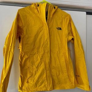THE NORTH FACE: Yellow Raincoat